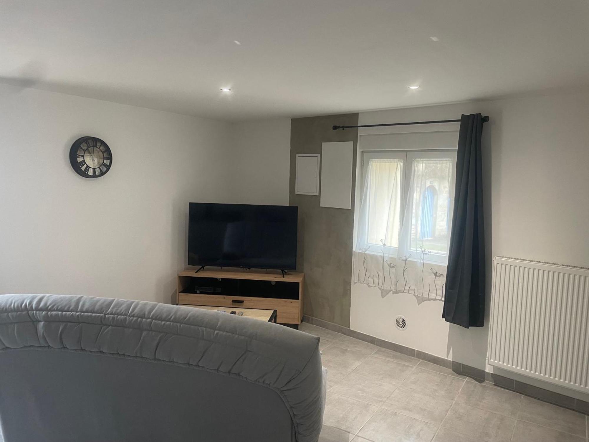 L'Oppidum D'Alesia Apartment Venarey-les-Laumes Bagian luar foto