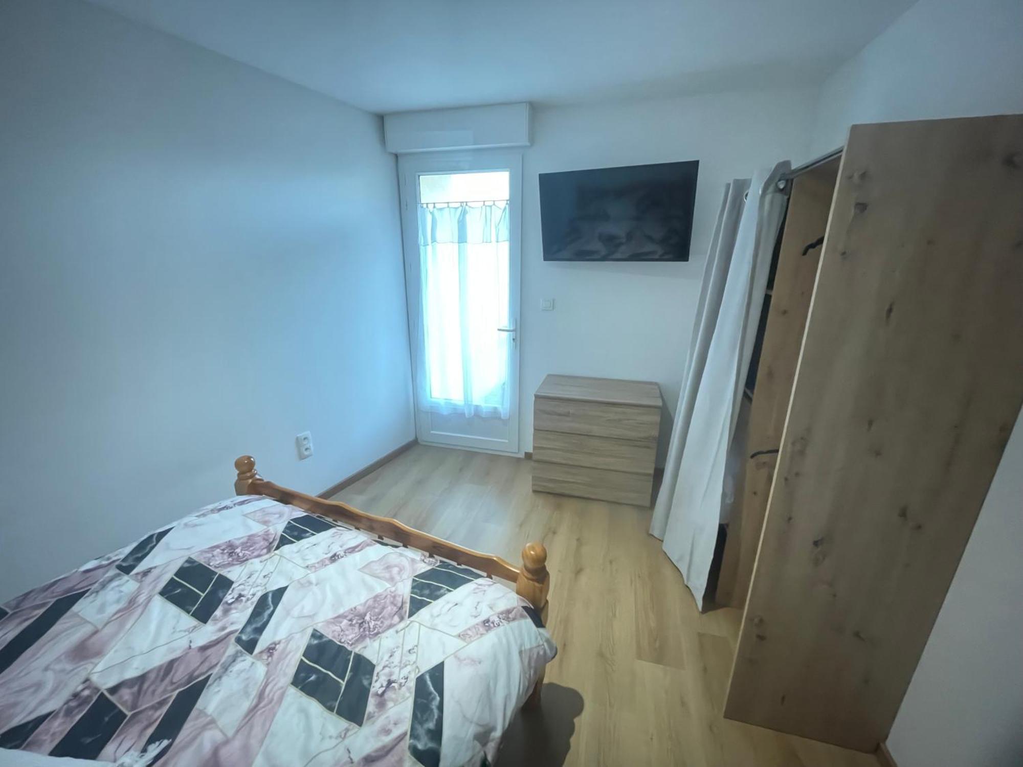 L'Oppidum D'Alesia Apartment Venarey-les-Laumes Bagian luar foto